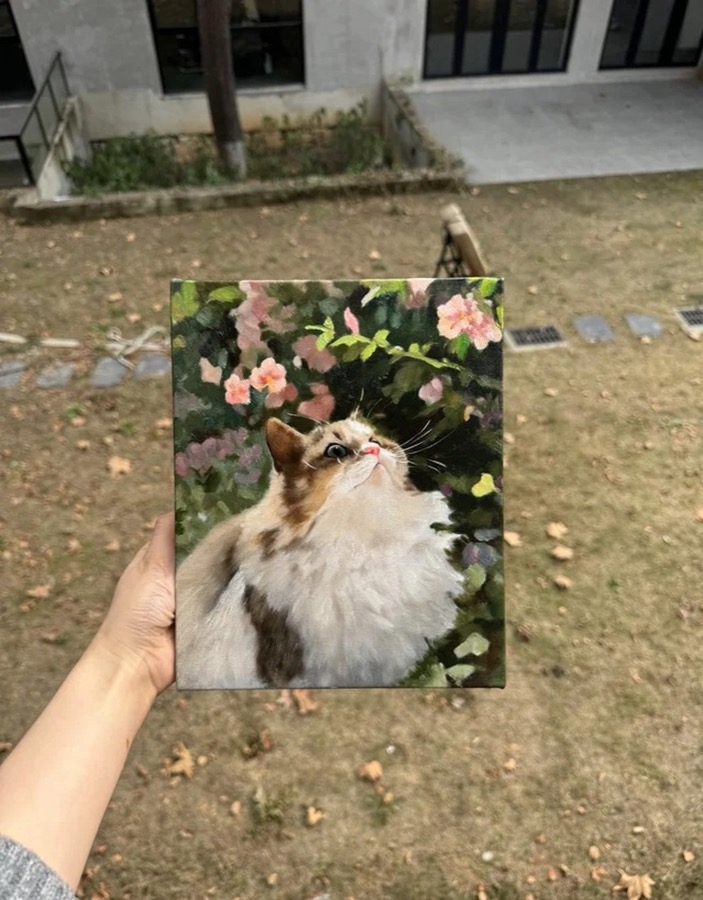 A Lumina pet portrait photographed in its new home, collector image 10