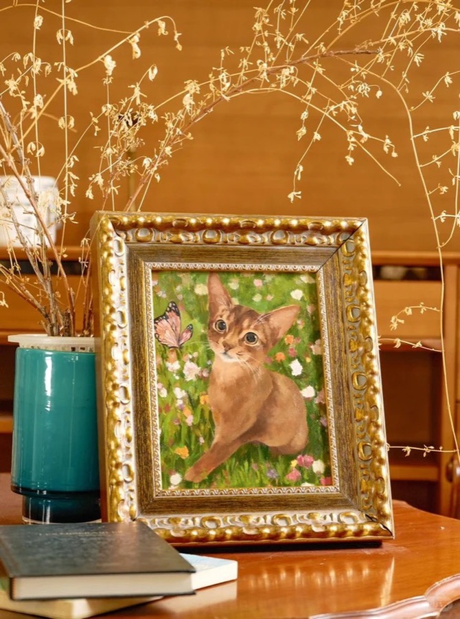 A Lumina pet portrait photographed in its new home, collector image 17